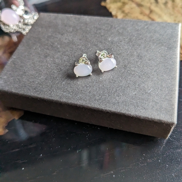 Silver cat necklace and earrings - Picture 6 of 6